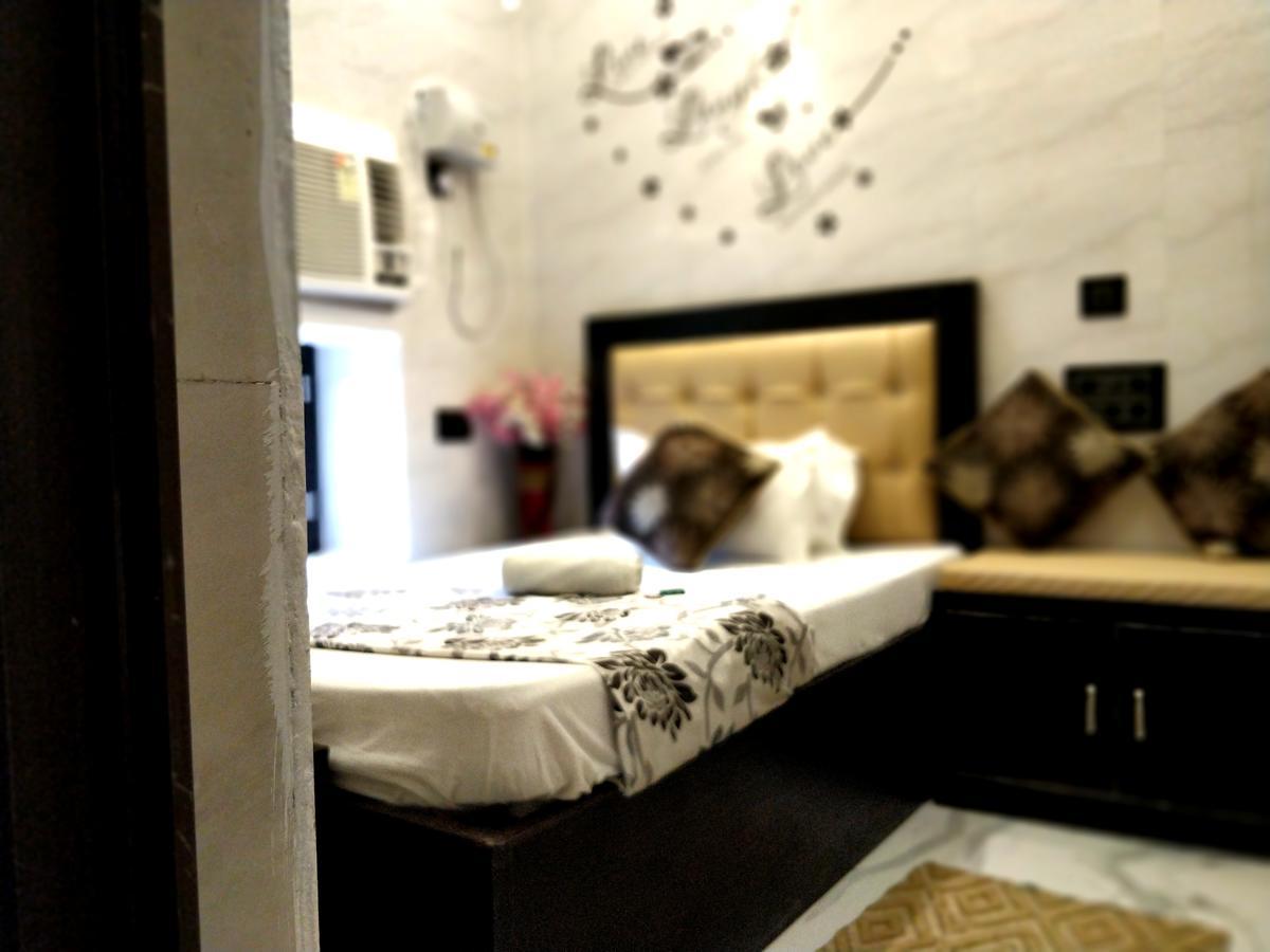 City Hotel Аллахабад Екстер'єр фото